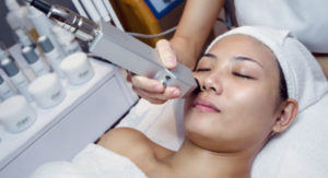 facial-treatment-at-dskin